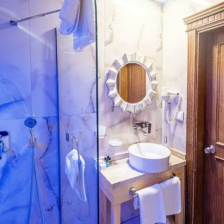 Kervansaray - Special Category Otel